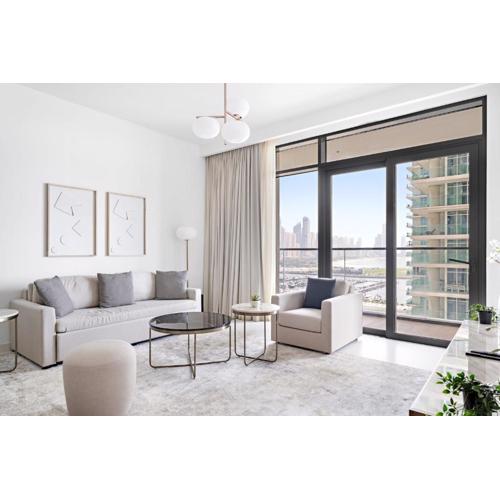 Silkhaus Sea and City View 1BDR in Marina Vista