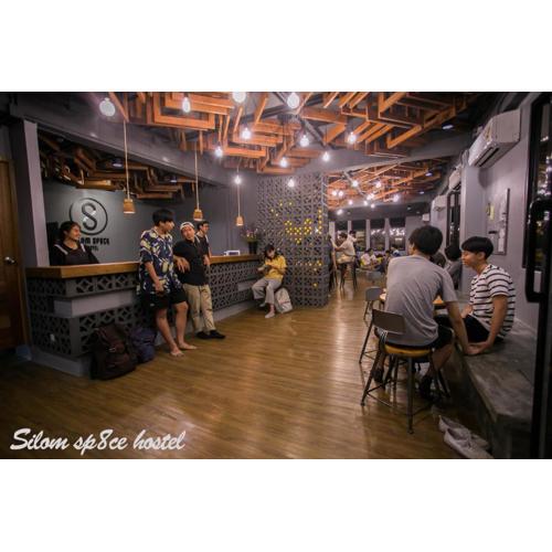 Silom Space Hostel
