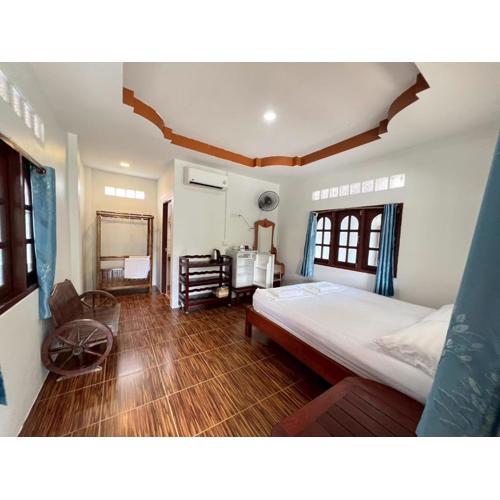 Silver Beach Bungalow