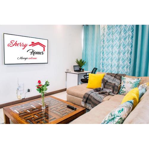 Silverstone Apartments 2 BR with views Gym& Pool