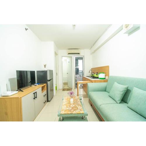 Simple 2 bedroom above mall bassura Netflix