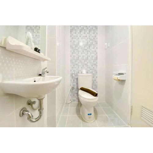 Simple and Cozy Stay Studio Tokyo Riverside PIK 2 Apartment By Travelio