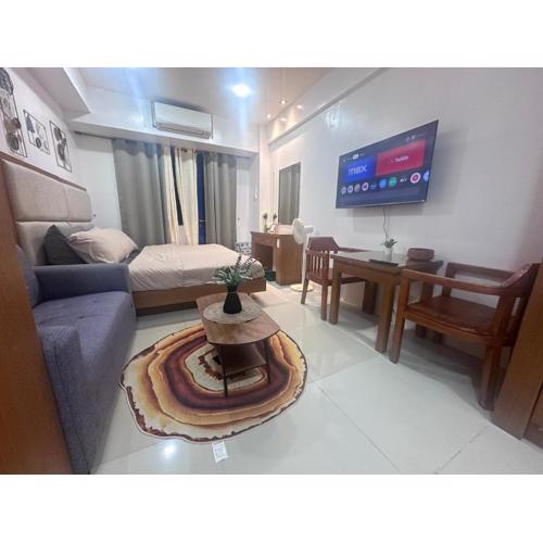 Simple and Modern Chic Living "VICTORIA"