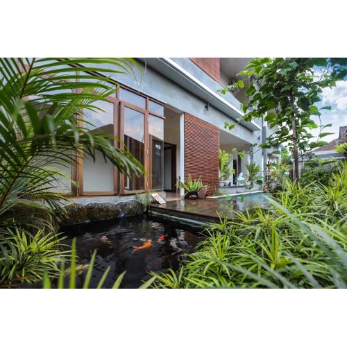 Simple Classic Room with Own Kitchen & Shared Pool