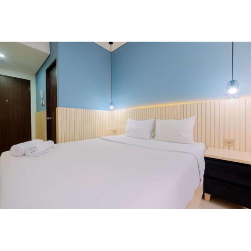 Simple Look Studio Transpark Cibubur Apartment By Travelio