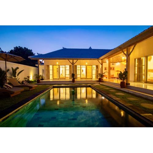 Simple & Magical Villas PRAYA