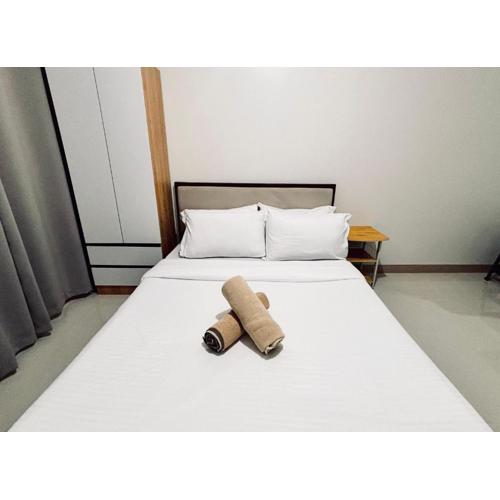 Simple Serene Studio Stay