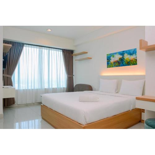 Simple Studio Apartment at Grand Kamala Lagoon By Travelio