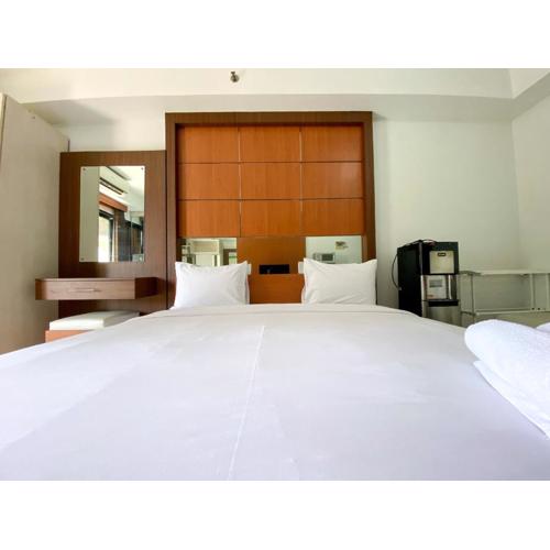Simply Look Studio Metropark Condominium Jababeka Apartment By Travelio