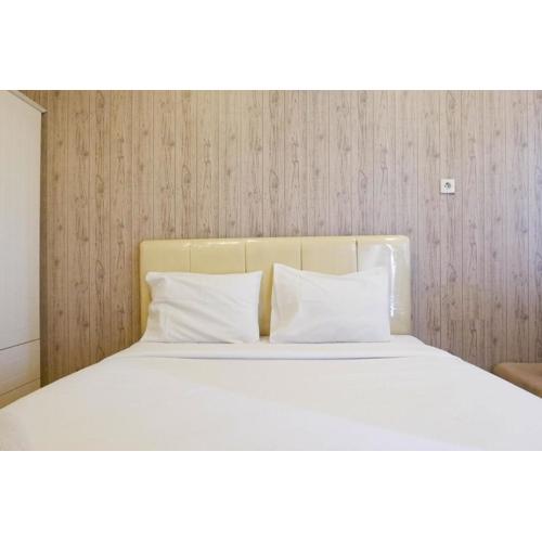Simply Modern Studio at Pavilion Permata Apartment By Travelio