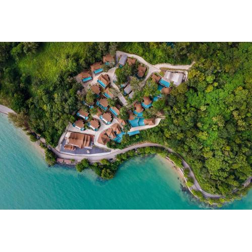 SINAE Phuket Luxury Hotel