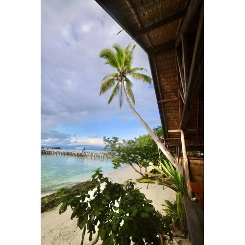 Single Room Bruno Homestay Raja Ampat