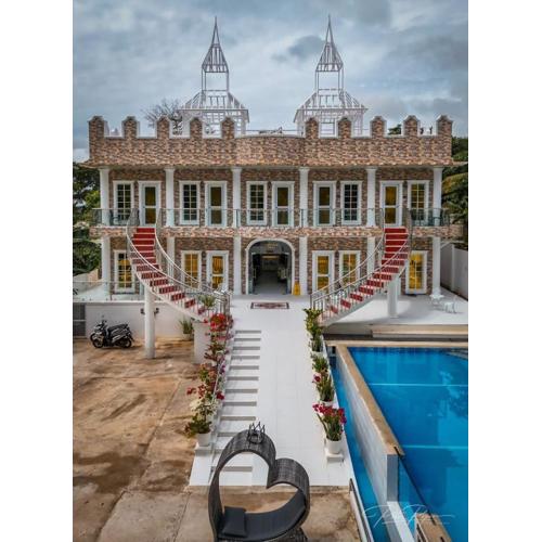 Siquijor Island Castle Resort