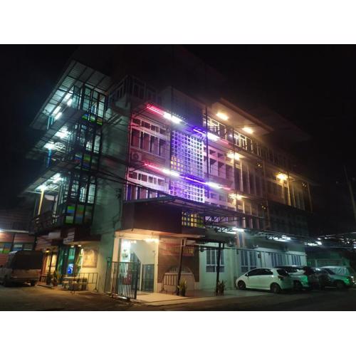 โรงแรมพรถวิล ศรีสะเกษ Sisaket PonTaWin Budget Inn