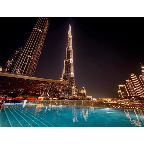 Sky High Luxury, Grande Signature, Burj Khalifa View, 5 minute walk to Dubai Mall