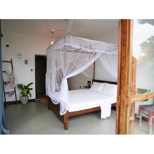 Sky Mountain Café with seaview