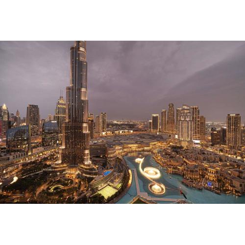 SkyHigh 2BR Burj Views Steps to Dubai Mall