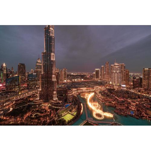 SkyHigh Luxury 2BR Burj View Private Hot Tub Walk to DubaiMall