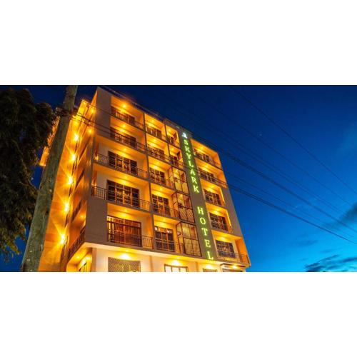 Skylark Hotel