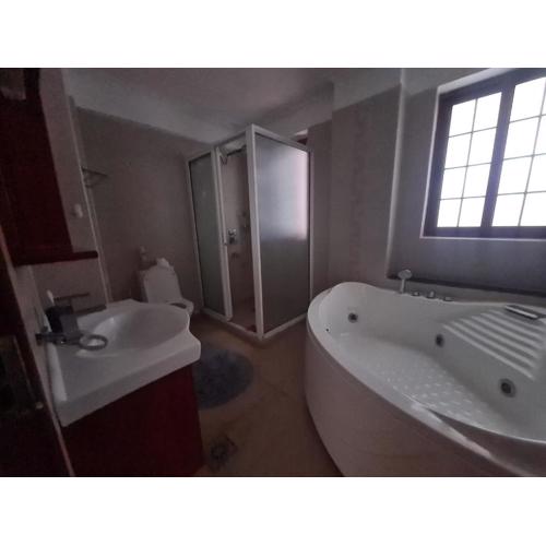 Skyline Dream Homes 4, 6