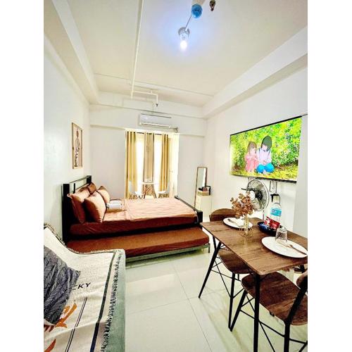 Skyline Serenity Staycation in Quezon City