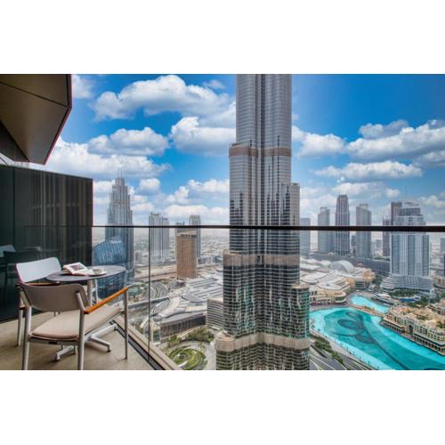 Skyline Symphony 3 Bedroom Apartment I Address Opera Residences I Iconic Burj Khalifa and Fountain Views I by Meerak
