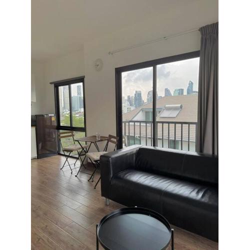 Skyline View 2 - BTS Thong Lo