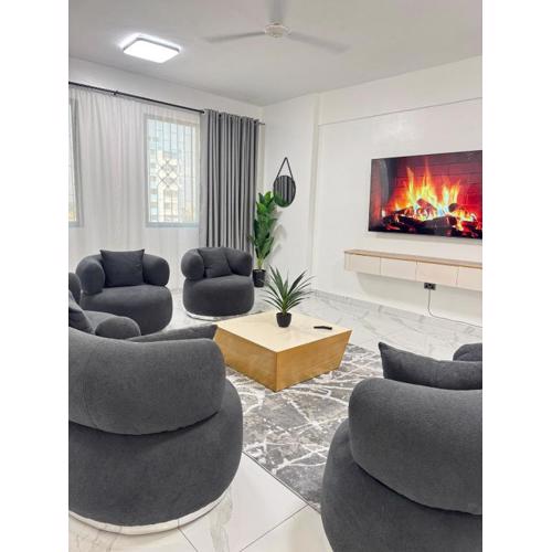 SkyViewCity Penthouse, Ac & lift