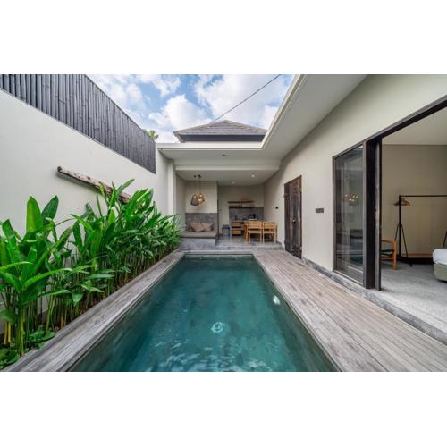 Sleek Designer Villa - 2BR - Pool Paradise in Canggu