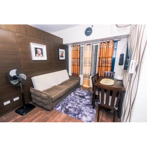 Sleek Sophistication 2 Bedroom Urban Oasis Makati 300 Mbps Superfast