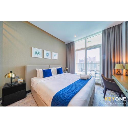 Sleek Studio in Privé with Stunning Canal View