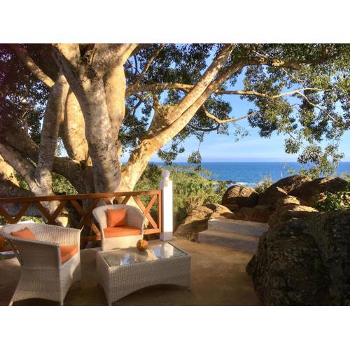 SLOW - Villa & Café