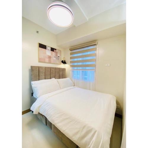 SM 12 Deluxe for Groups