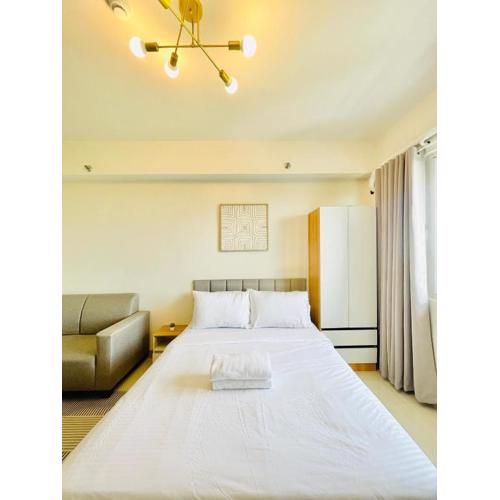 SM 8 Chic & Compact Studio Near SM City