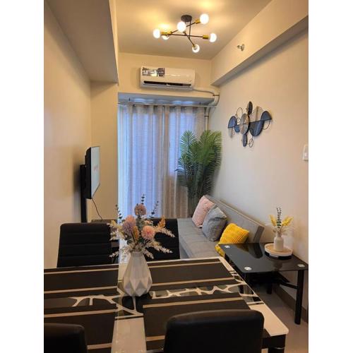 SMDC Coast Residences by Presto Real Estate Management near MOA, PICC, Star City and NAIA