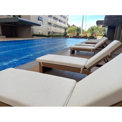 SMDC Green 2 Staycation, The Traditional & Modern Fusion Condo