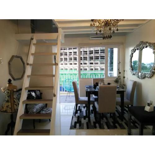 SMDC Wind Loft Bedroom 101 Facing Amenities with WIFI and Parking