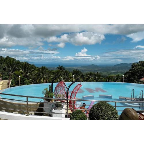 SMDP Resort Hotel CamSur