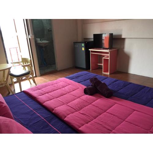 SMILE HOME GUESTHOUSE