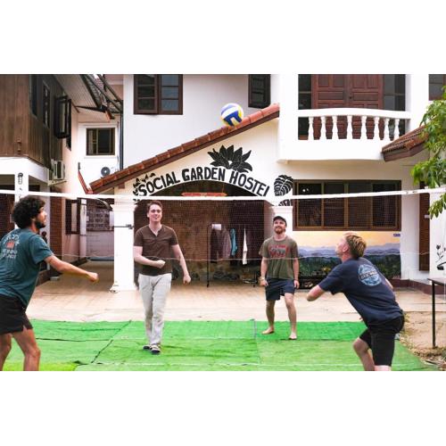 Social Garden Hostel