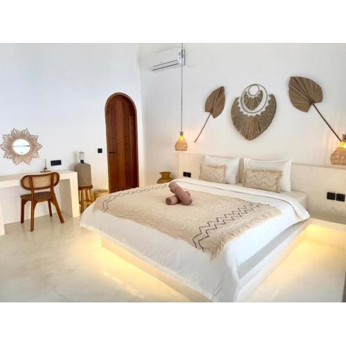 Sola - Modernes helles Zimmer 2