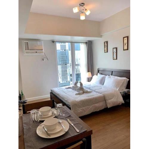 Solinea Tower 3, Lazuli 2709A