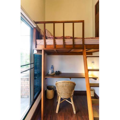 SOLO - Fong Lee CC Lampang Walking Street