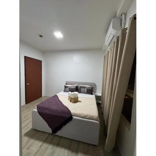 Sophie's Staycation 1 BR condo