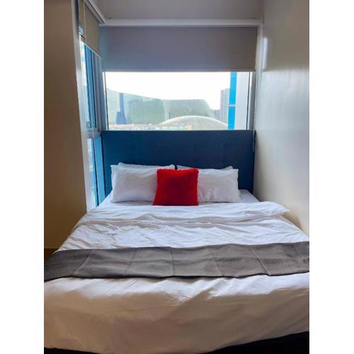 Sophisticated City Escape Steps from Solaire & City of Dreams