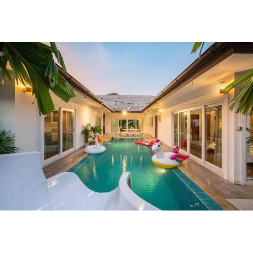 Sorrento Pool Villa Bang Lamung Pattaya