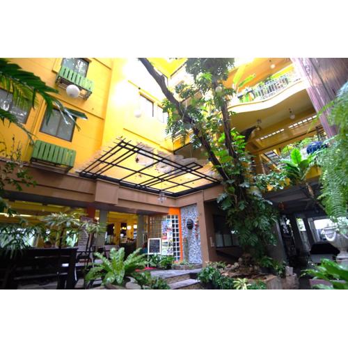 Sourire at Rattanakosin Island Hotel