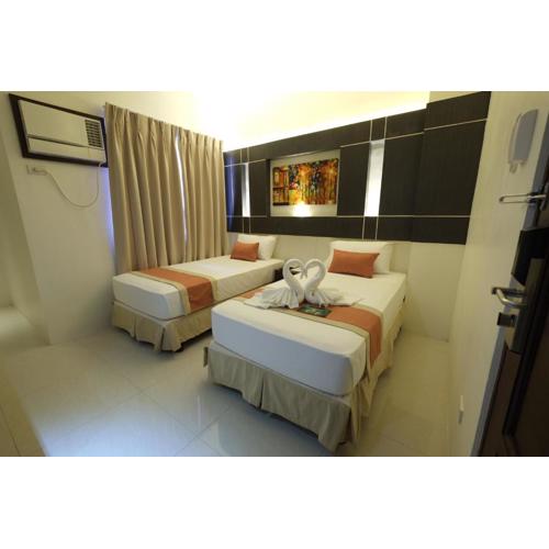 Southpole Central Hotel