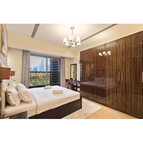 Spacious 1BR - Elite Downtown Residence - Short Walk to Burj & Dubai Mall
