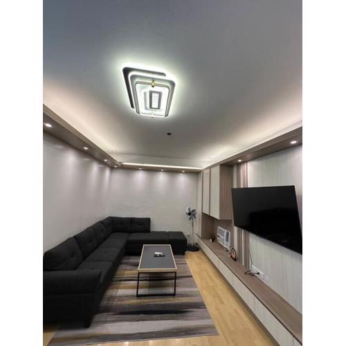 Spacious 2-bedroom Corner Unit across Shangri-La